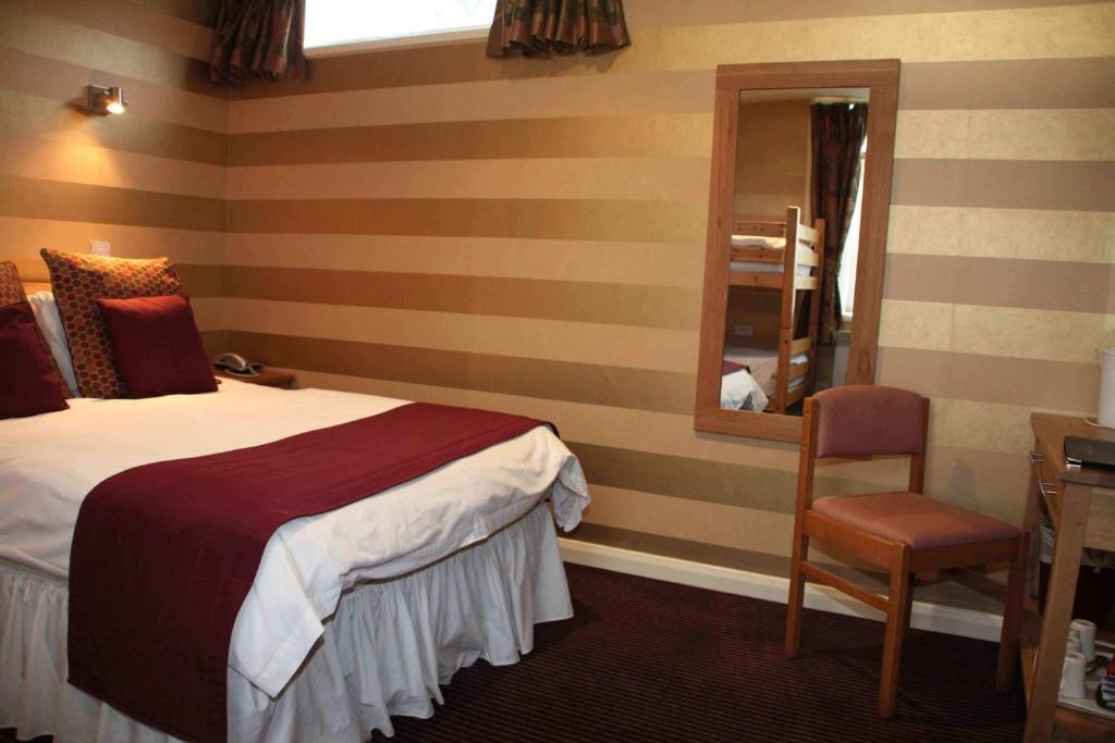 The Dog & Partridge Country Inn Ashbourne (Derbyshire) Quarto foto